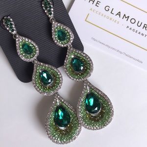 Royal Green Teardrops